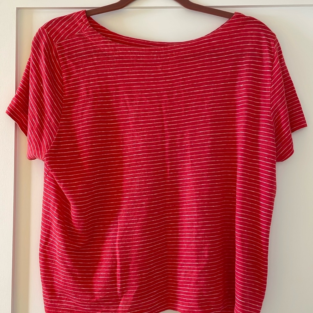 Eileen Fisher Red pinstriped tee